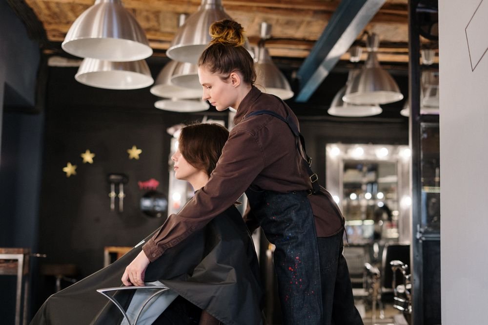 Canvas Nail Bar